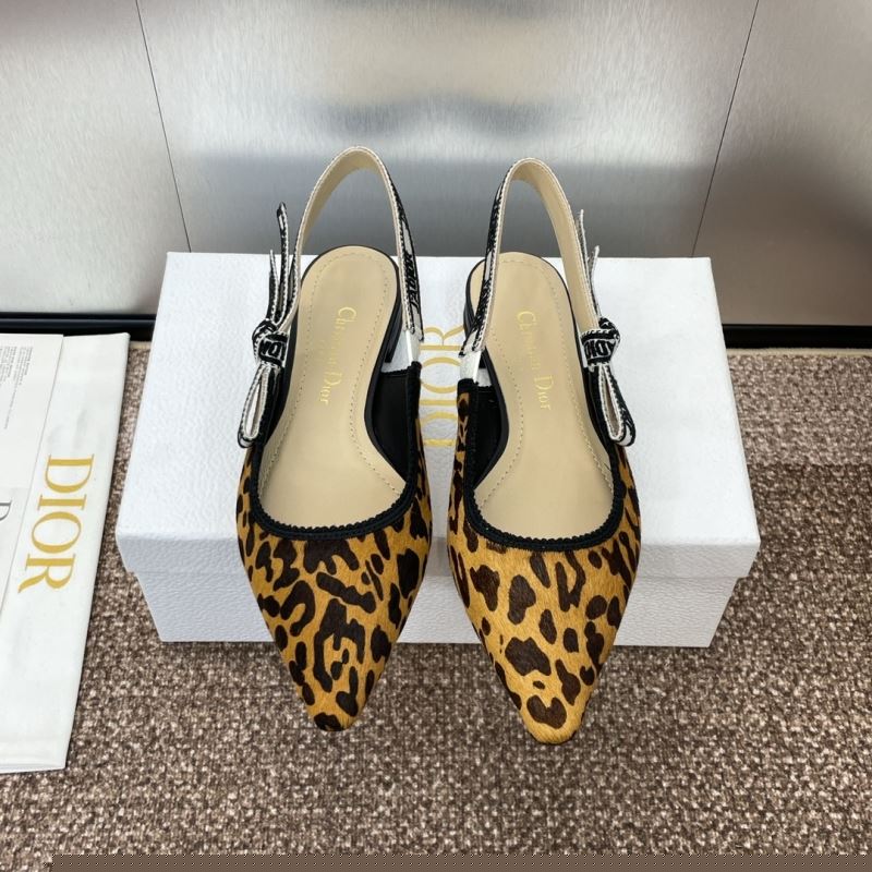 ch**an D*or sandals
